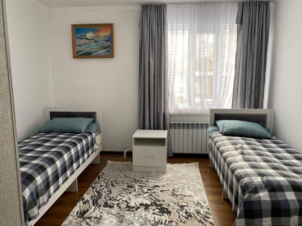 Bed and Breakfast Karakol-Guest Esterno foto
