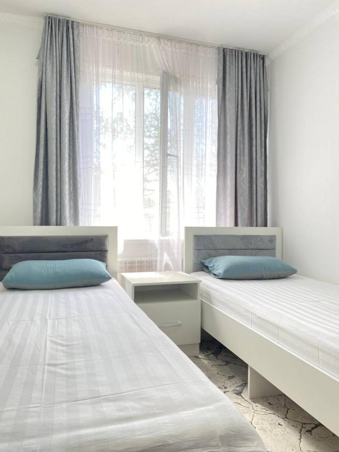 Bed and Breakfast Karakol-Guest Esterno foto